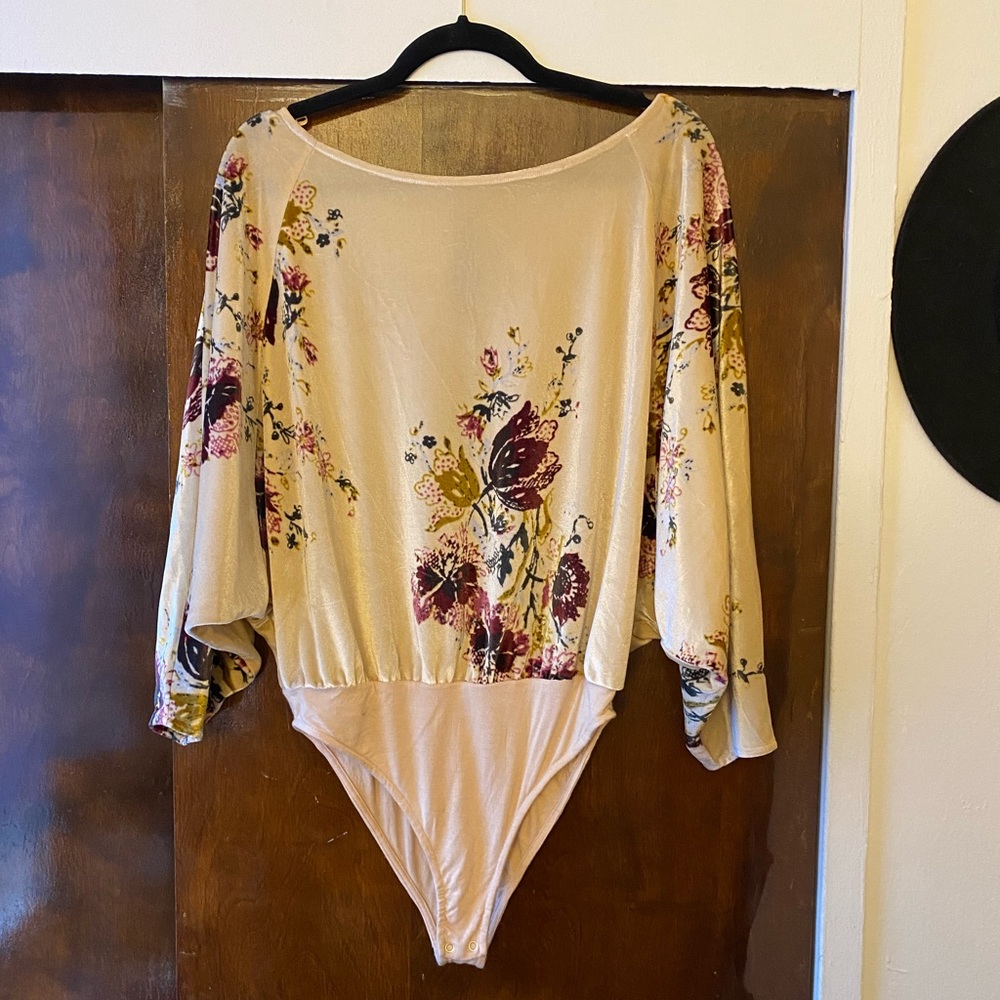 Free people pink velvet floral body suit